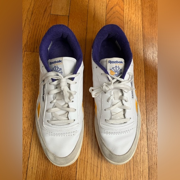 Classic men’s Reeboks - Picture 2 of 10